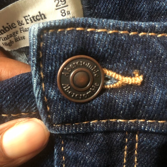 AF- The Vintage Flare Leg Jeans🔥 - Picture 5 of 13